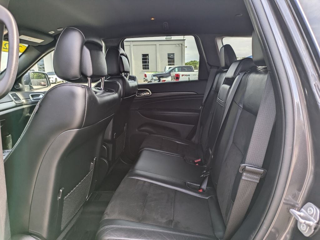 2020 Jeep Grand Cherokee Laredo preferred package & protech Package