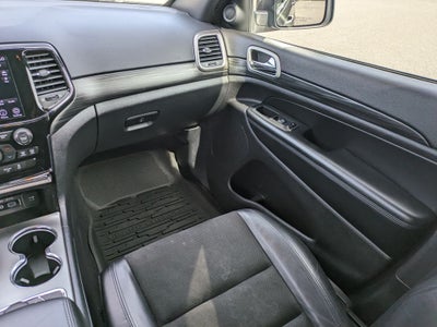 2020 Jeep Grand Cherokee Laredo preferred package & protech Package
