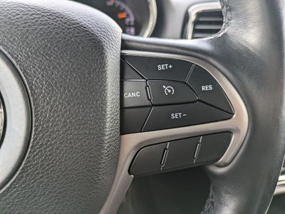 2020 Jeep Grand Cherokee Laredo preferred package & protech Package