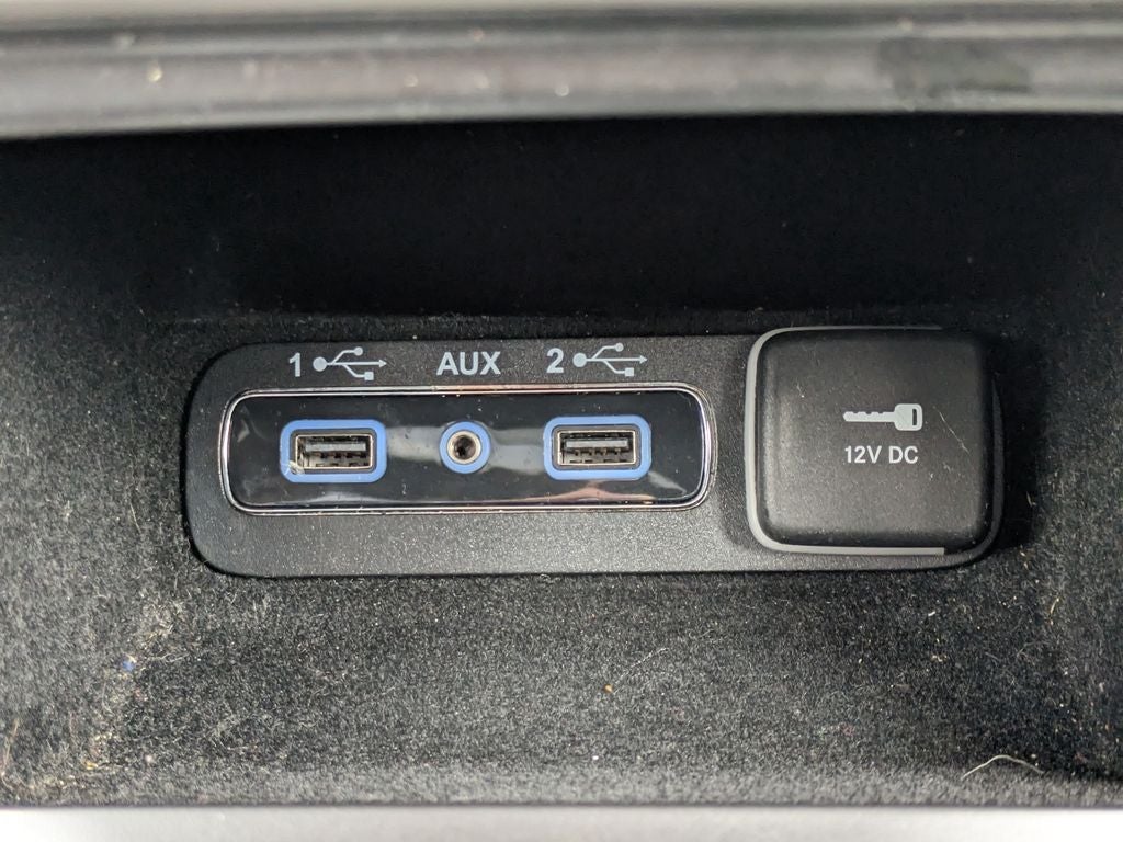 2020 Jeep Grand Cherokee Laredo preferred package & protech Package