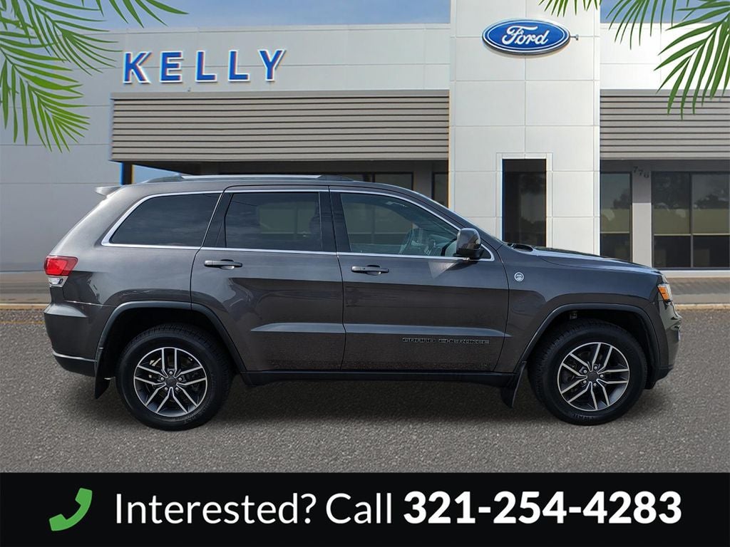 2020 Jeep Grand Cherokee Laredo preferred package & protech Package