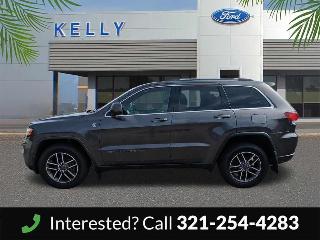 2020 Jeep Grand Cherokee Laredo preferred package & protech Package