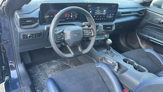 2025 Ford Mustang Dark Horse