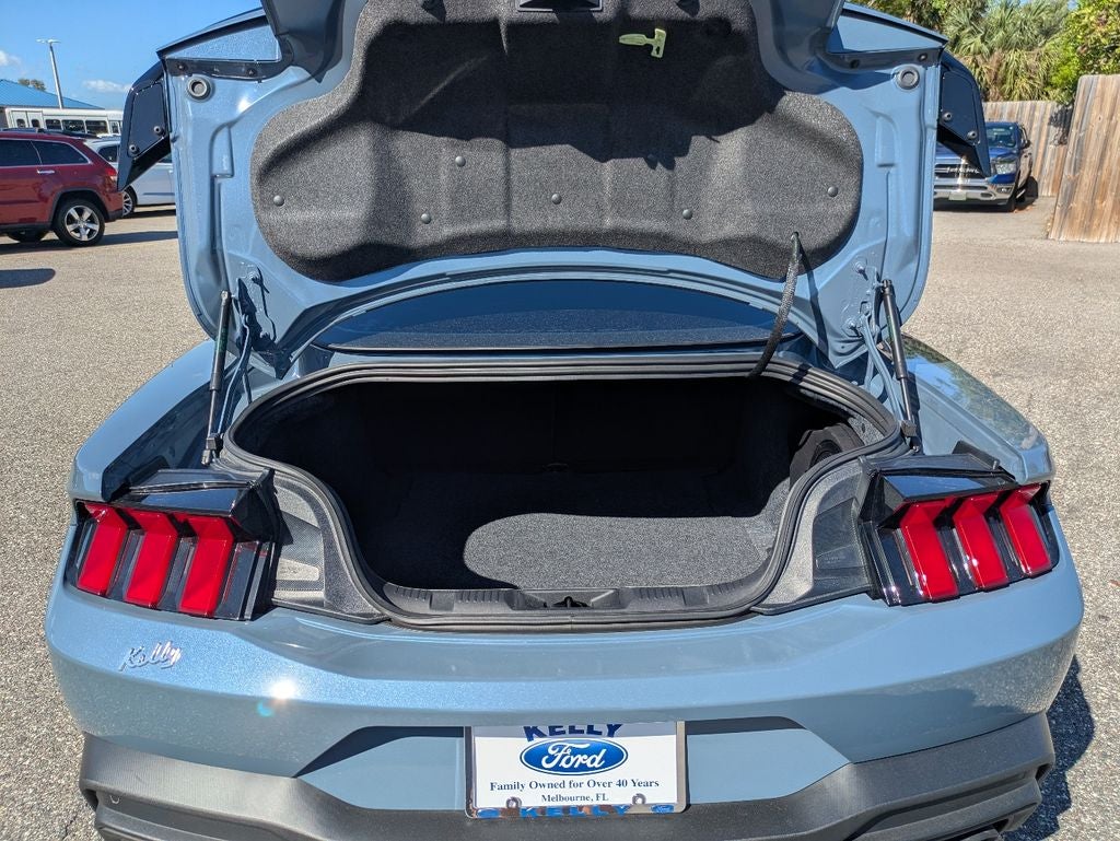 2024 Ford Mustang Dark Horse