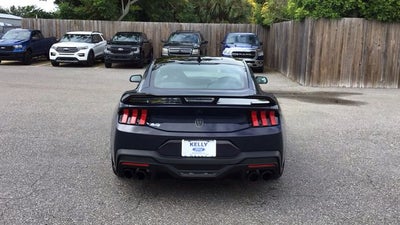2025 Ford Mustang Dark Horse