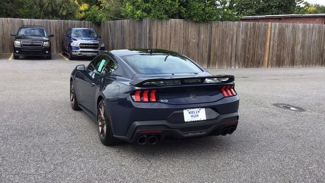 2025 Ford Mustang Dark Horse