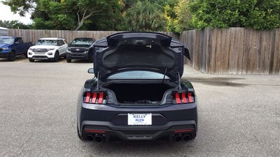 2025 Ford Mustang Dark Horse