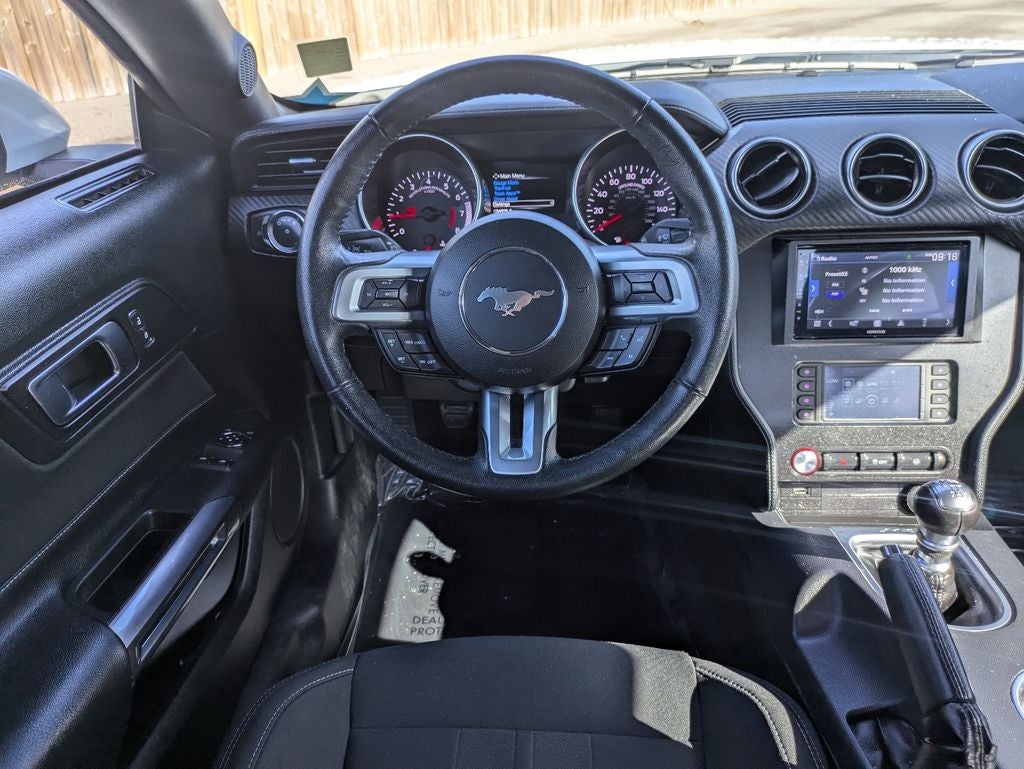 2022 Ford Mustang EcoBoost