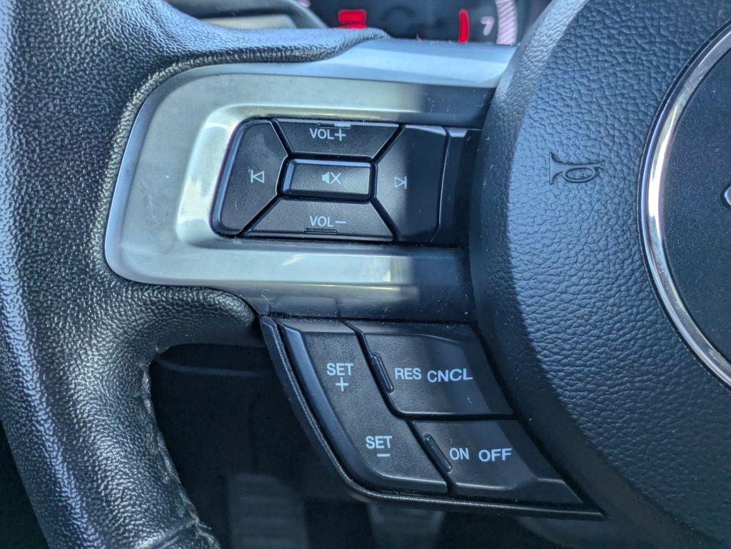 2022 Ford Mustang EcoBoost