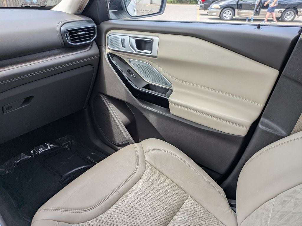 2022 Ford Explorer Platinum