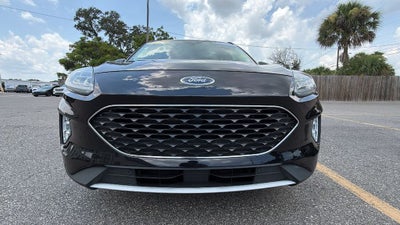 2022 Ford Escape Hybrid Titanium