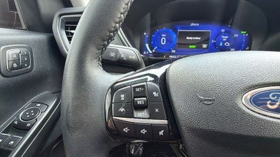 2022 Ford Escape Hybrid Titanium
