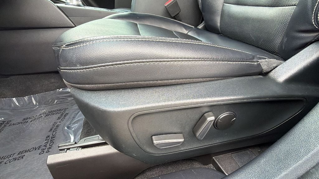 2022 Ford Escape Hybrid Titanium