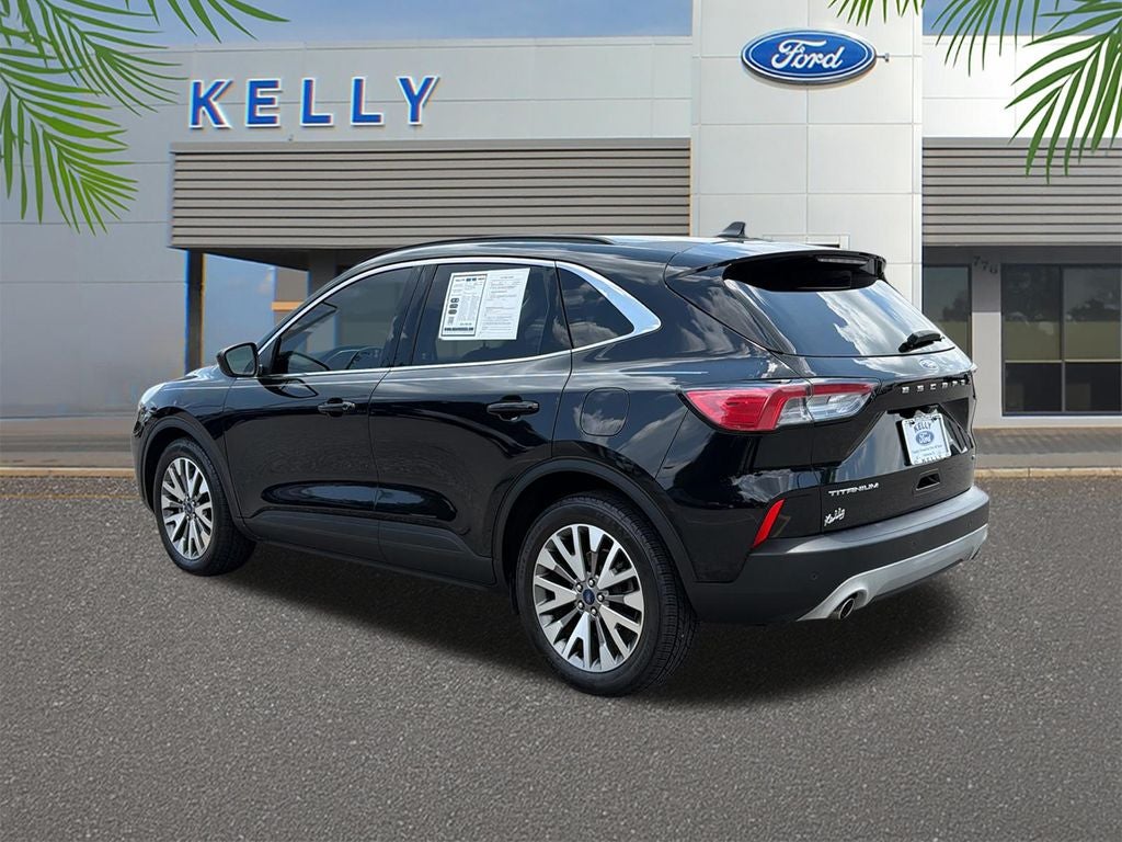 2022 Ford Escape Hybrid Titanium