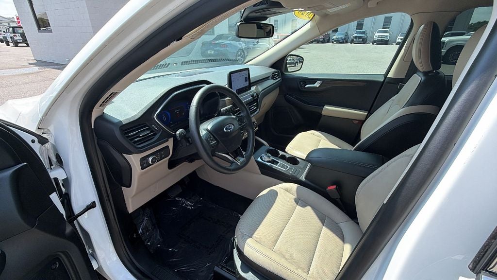 2020 Ford Escape Hybrid Titanium