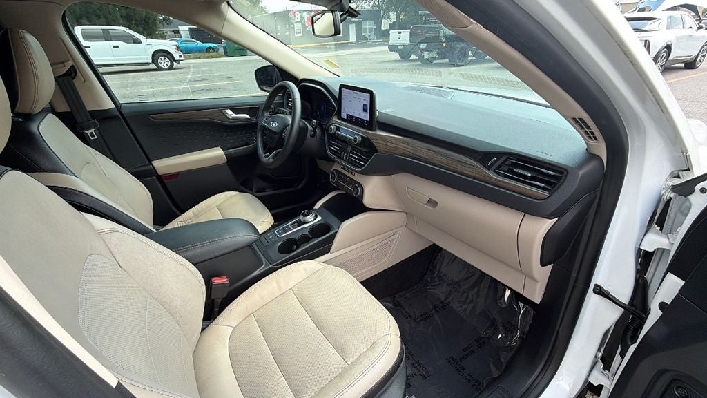 2020 Ford Escape Hybrid Titanium