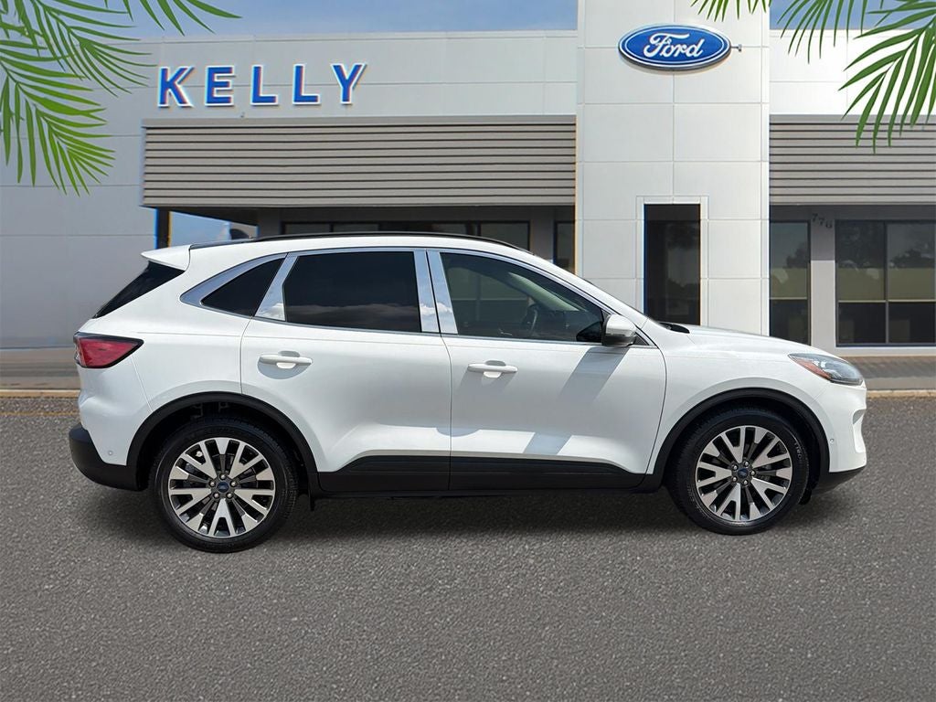 2020 Ford Escape Hybrid Titanium