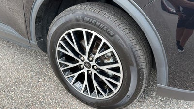2025 Ford Escape Plug-In Hybrid Base
