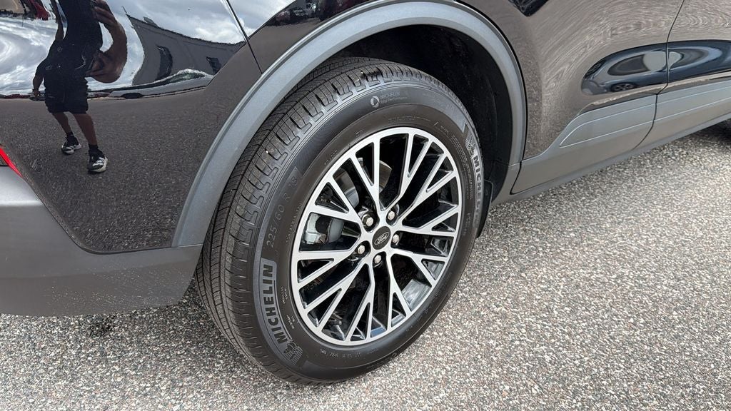 2025 Ford Escape Plug-In Hybrid Base