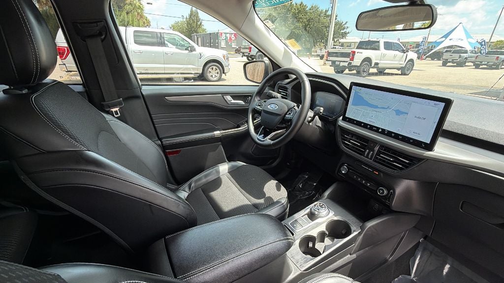2025 Ford Escape Plug-In Hybrid Base