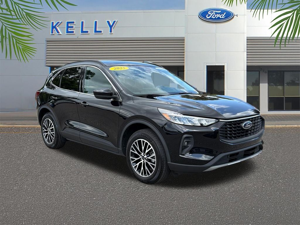 2025 Ford Escape Plug-In Hybrid Base
