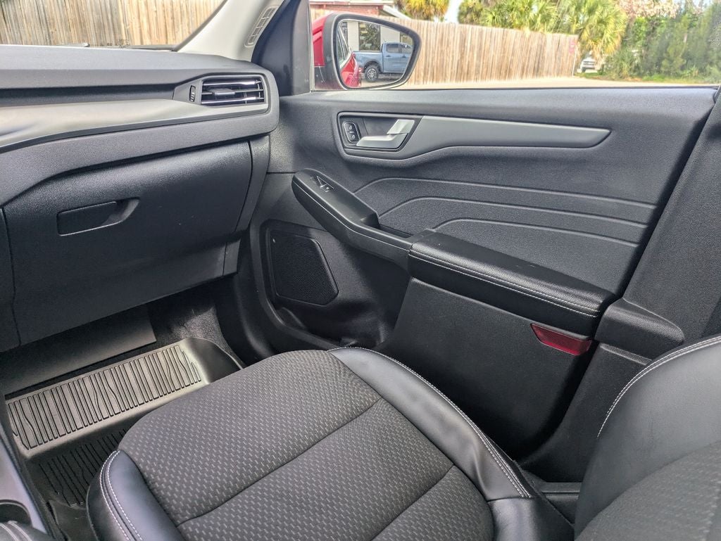2023 Ford Escape Plug-In Hybrid Base
