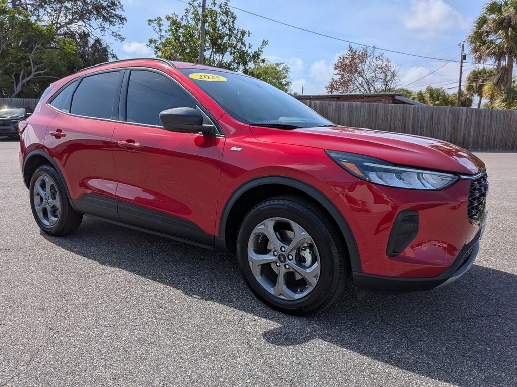 2025 Ford Escape ST-Line