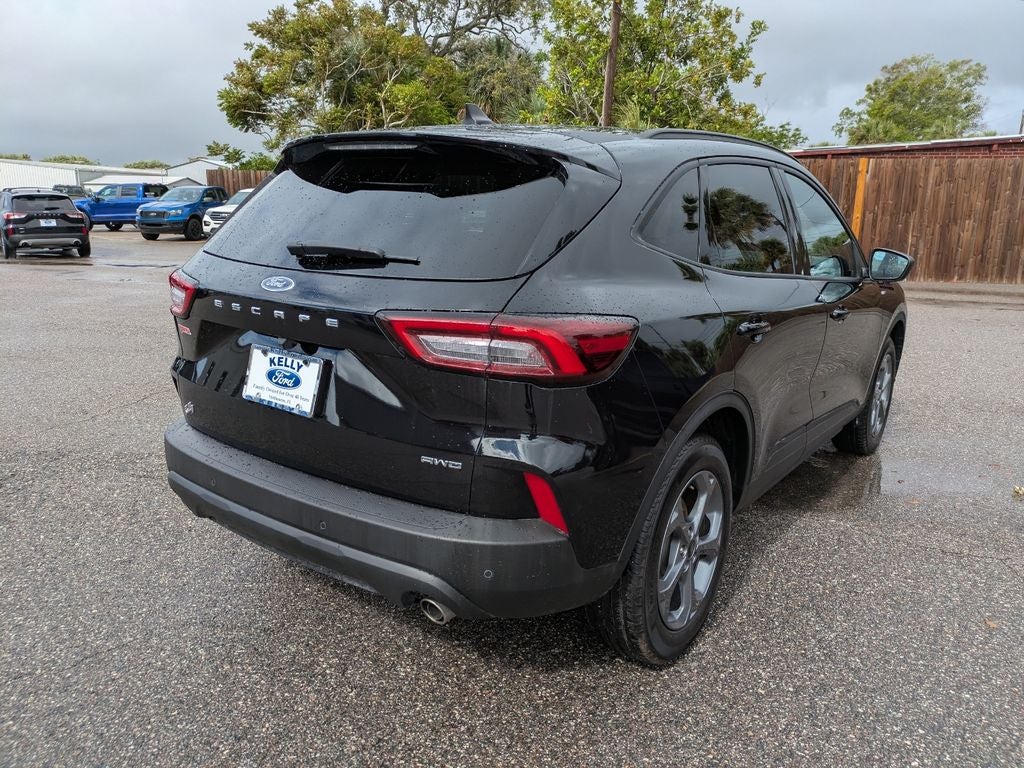2025 Ford Escape ST-Line
