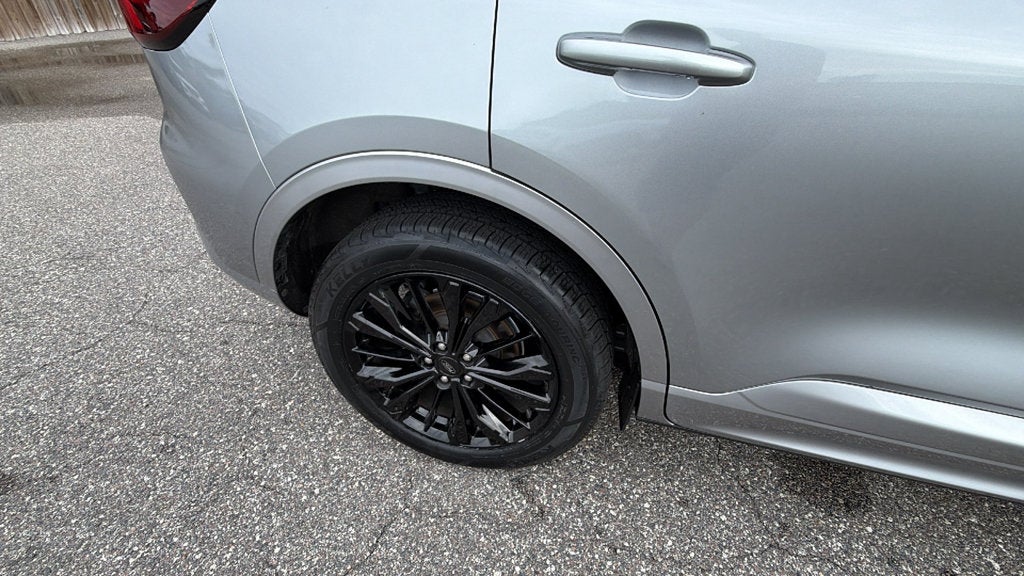 2024 Ford Escape ST-Line Elite