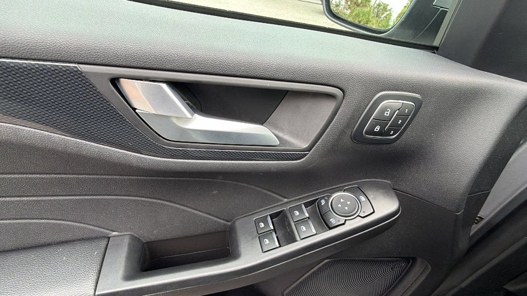 2024 Ford Escape ST-Line Elite