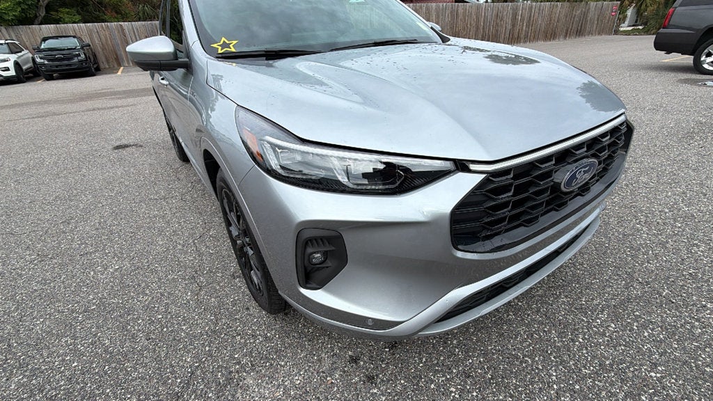 2024 Ford Escape ST-Line Elite