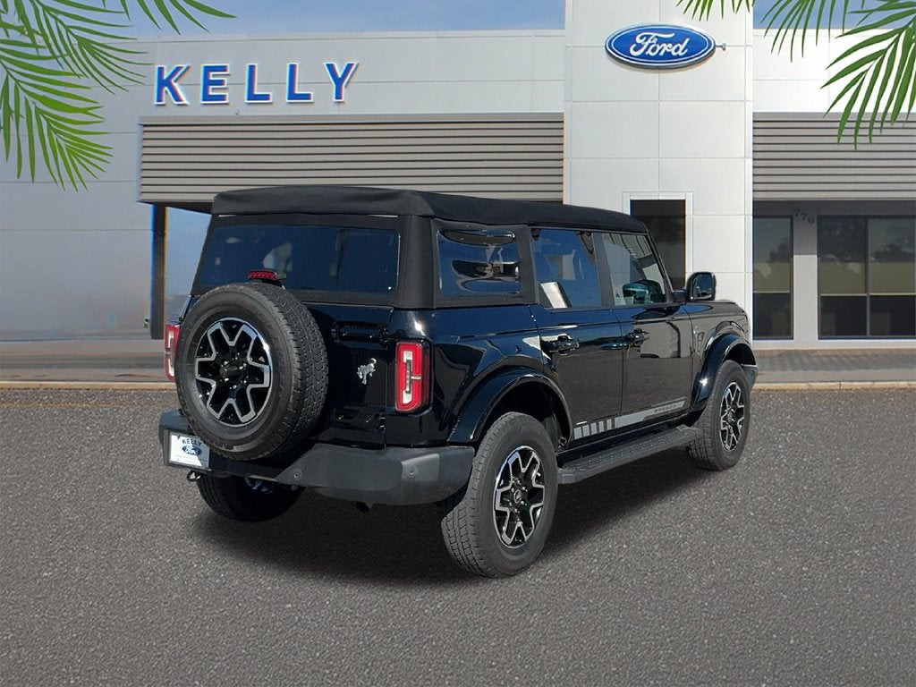 2023 Ford Bronco Outer Banks