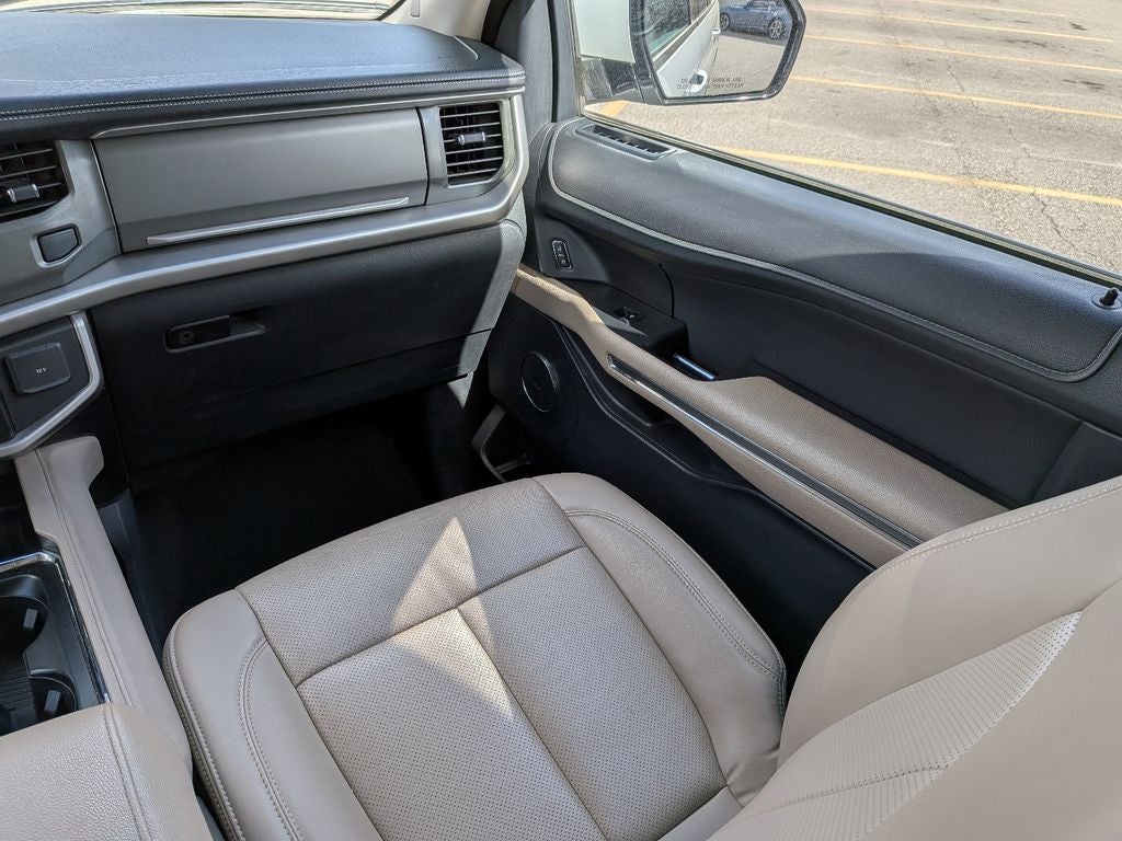 2024 Ford Expedition Max XLT