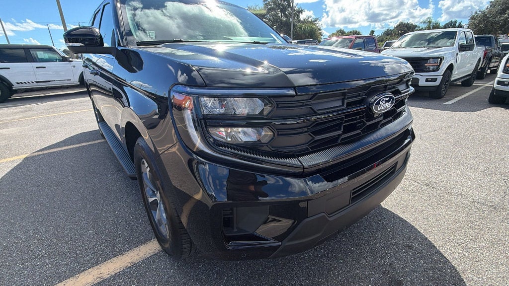 2027 Ford Expedition Active