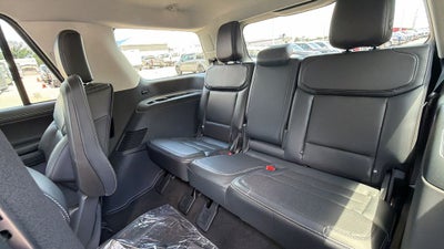 2027 Ford Expedition Platinum