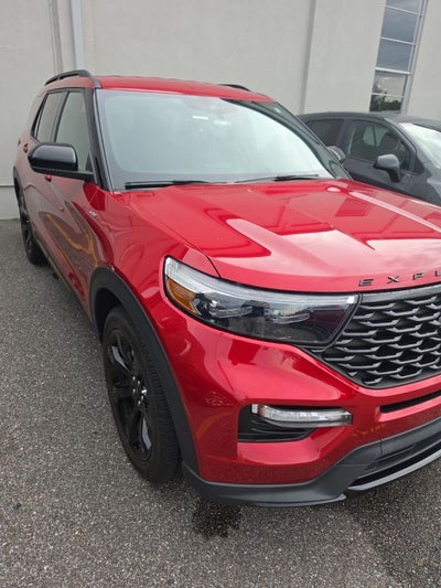 2024 Ford Explorer ST-Line