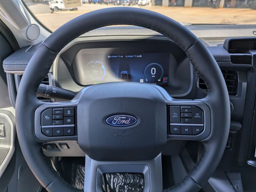 2025 Ford F-150 Lightning Flash
