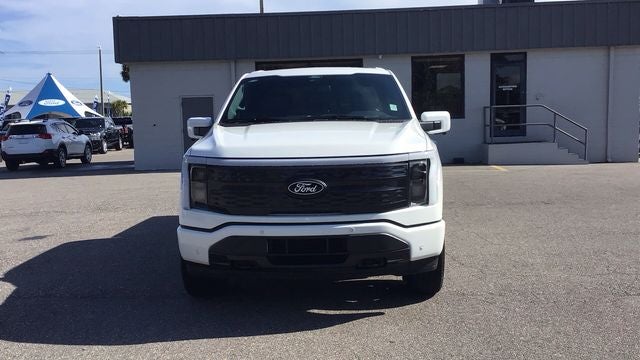 2025 Ford F-150 Lightning Platinum