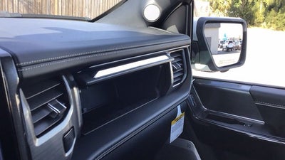 2025 Ford F-150 Lightning Platinum