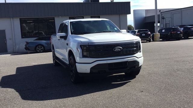 2025 Ford F-150 Lightning Platinum