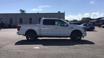 2025 Ford F-150 Lightning Platinum
