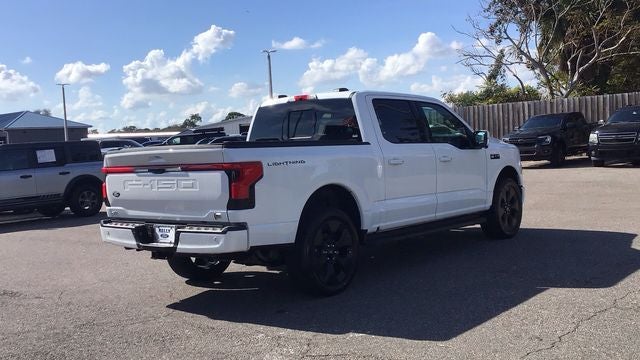 2025 Ford F-150 Lightning Platinum