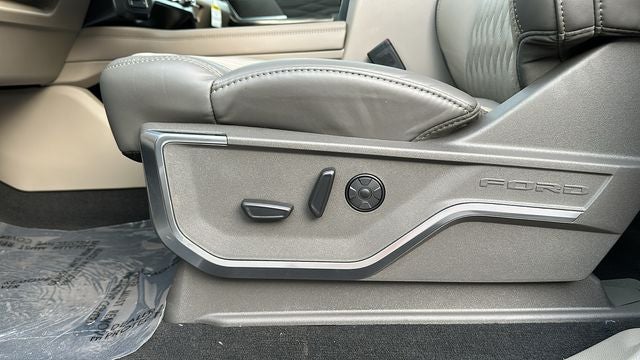 2025 Ford F-250SD Platinum