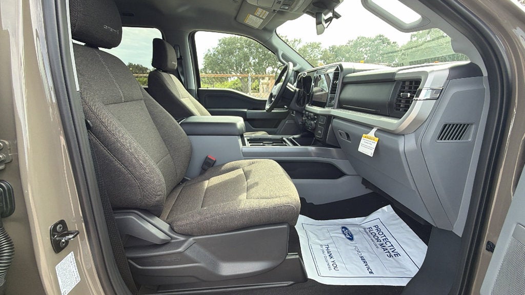 2027 Ford F-250SD XLT