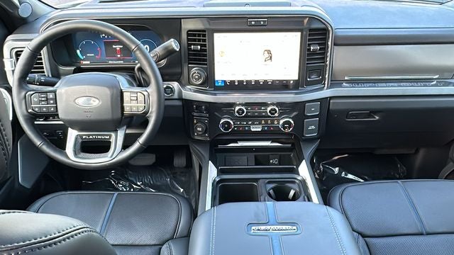 2025 Ford F-250SD Platinum