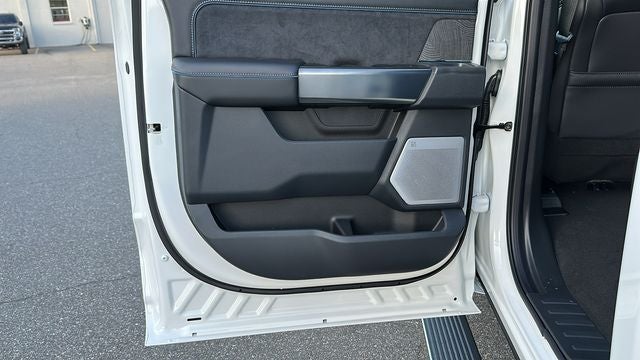 2025 Ford F-250SD Platinum