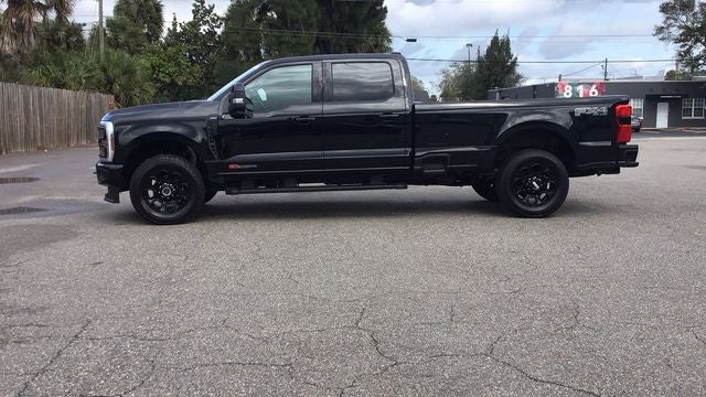 2025 Ford F-350SD Lariat