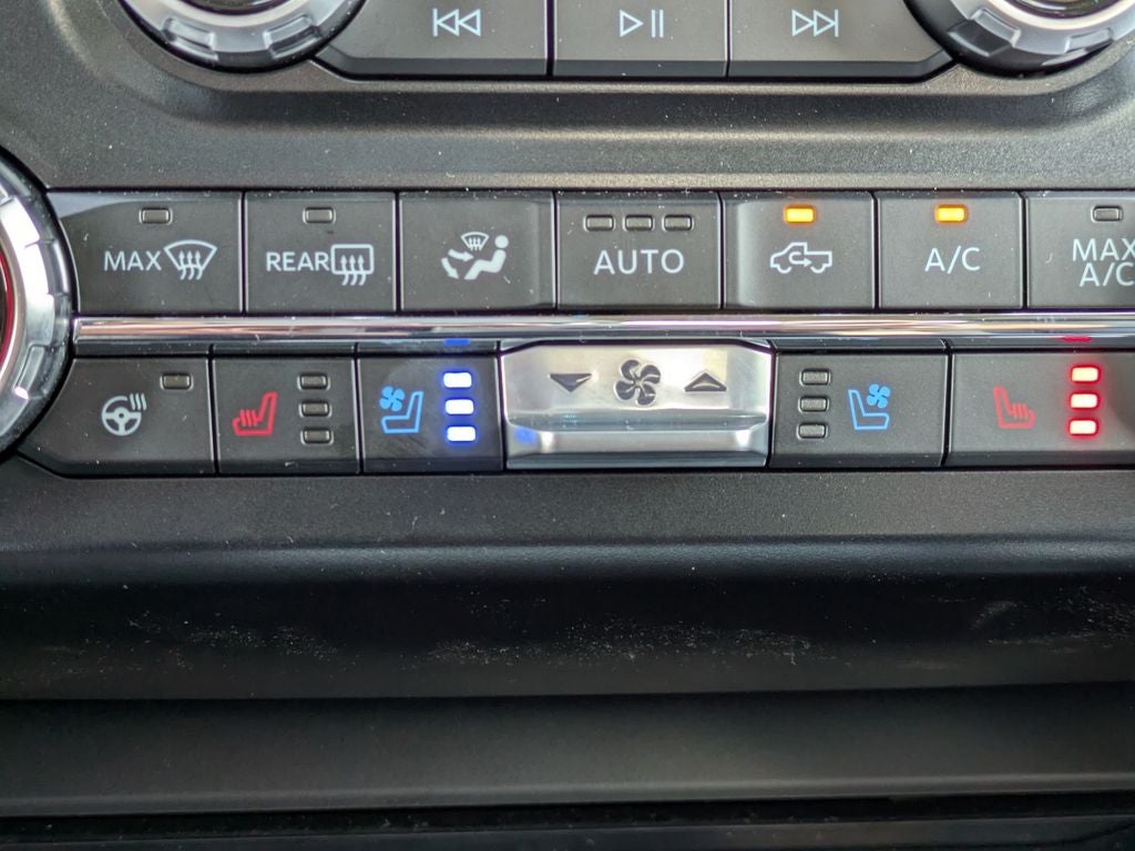 2025 Ford F-350SD Lariat