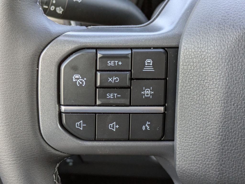 2025 Ford F-350SD Lariat