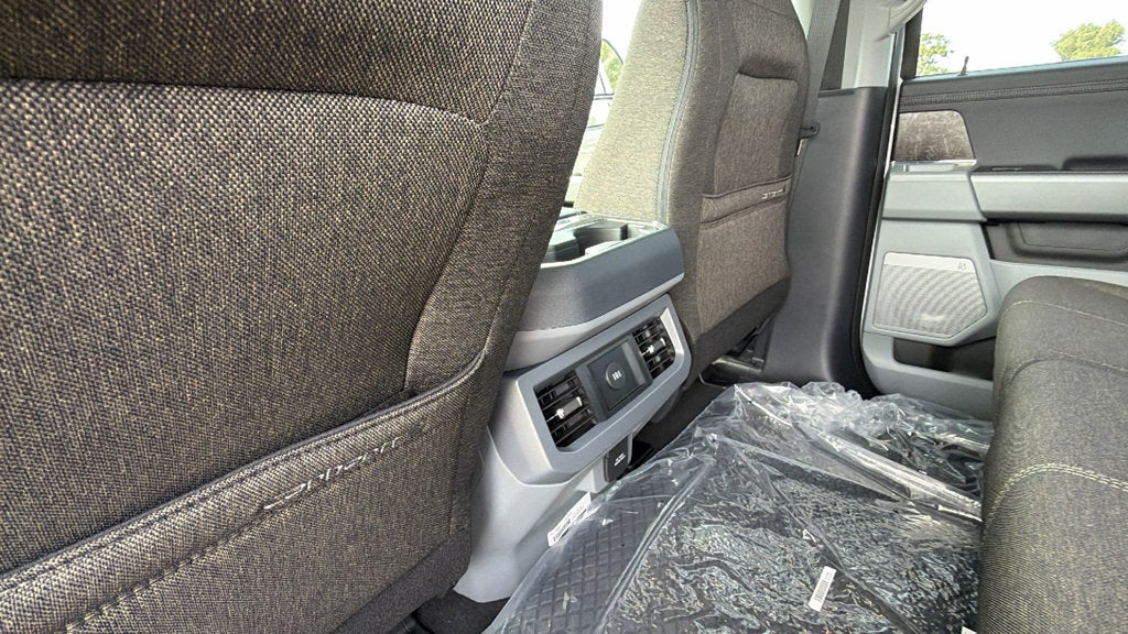 2027 Ford F-350SD XLT